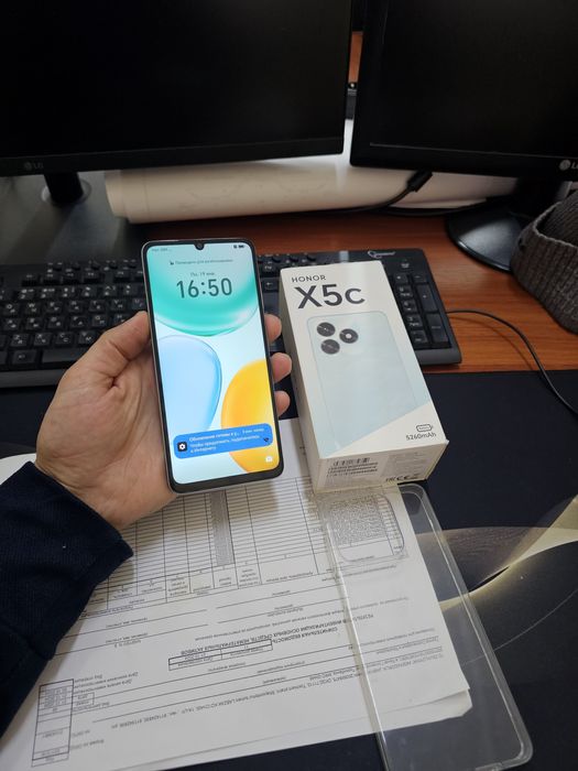 Honor X5c 64gb(2025)1 oylik ideal iwlawi zur aybi yuq tozza telefon