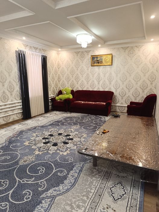 Uy sotiladi Bektemir tuman