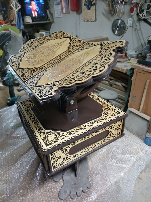 Подставка под коран