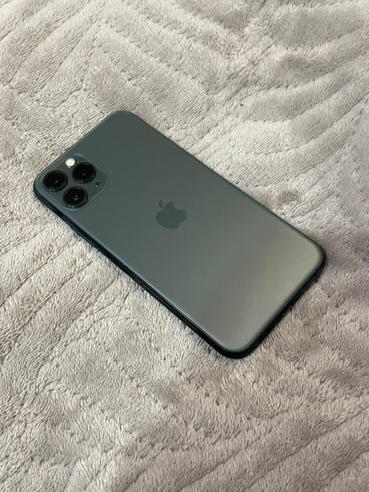 Продам iPhone 11pro
