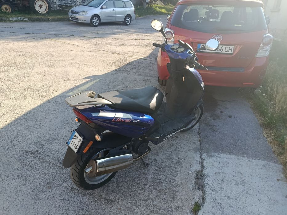 Скутер CPI 49cc  регистриран