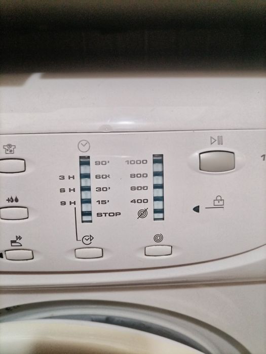 Пералня Канди тесен модел