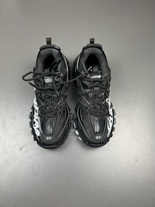 Balenciaga Track