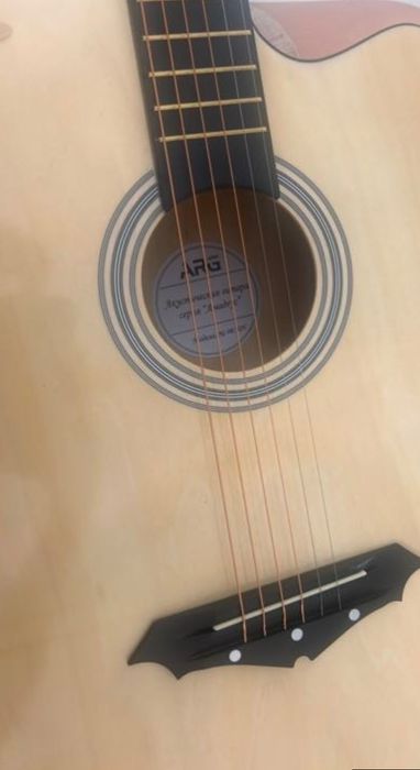 Гитара акустическая