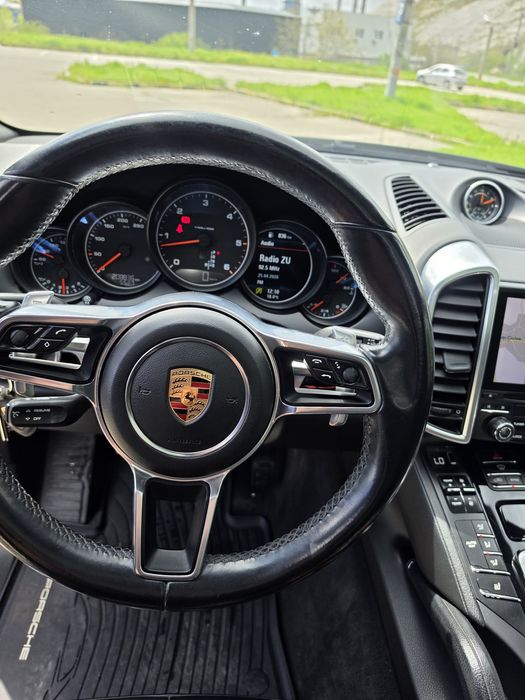 Porsche Cayenne 3.0 diesel