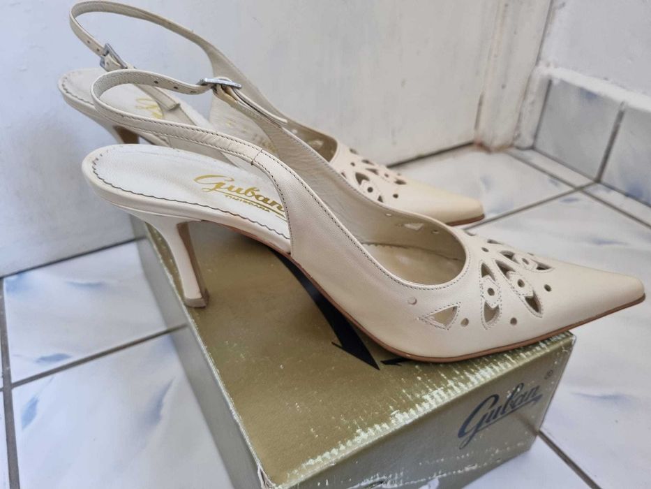 Pantofi ocazie + pantofi cazual