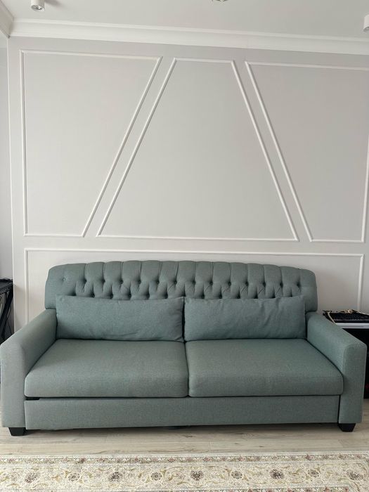 Продаю диван в отличном состоянии