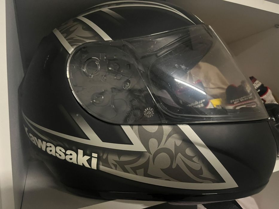 Casca motor Kawasaki
