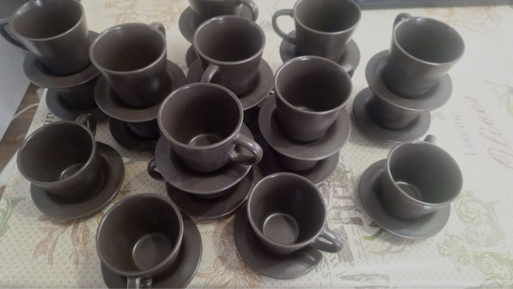 Чашки и блюдце Икеа