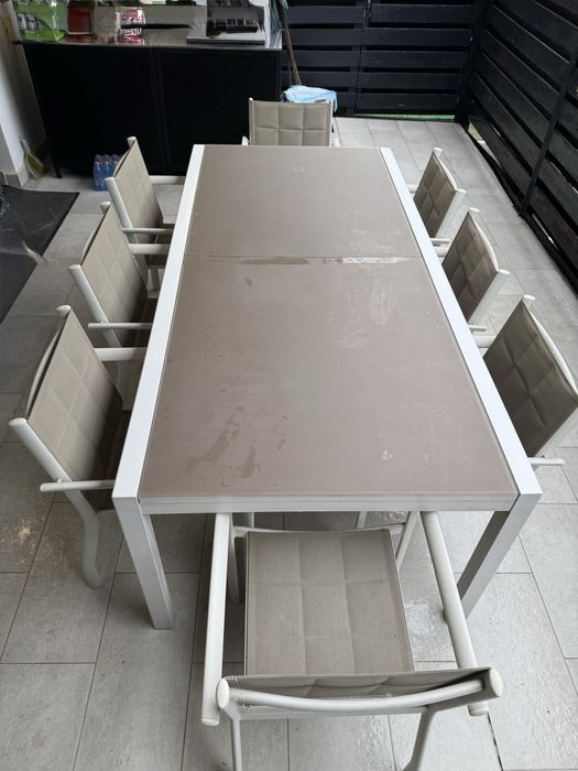 Set MOBEXPERT masă  cu blat de sticlă, extensibilă 6 - 10 persoane,  cadru metalic plus 10 scaune terasă