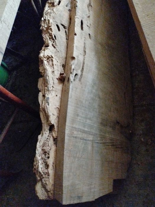 Дървен материал Орехови талпи различна дължина и ширина 5см дебелина