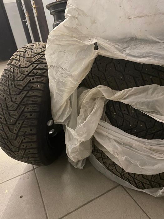 Зимние шины с дисками R14, комплект