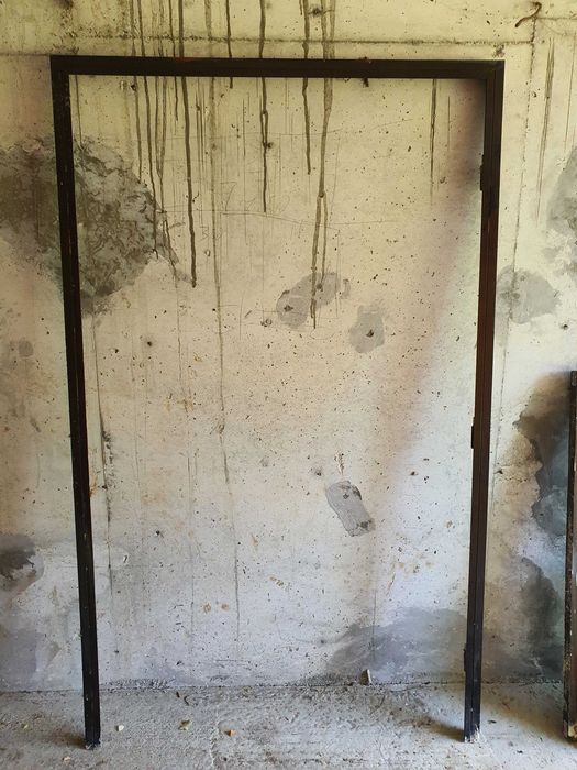 Входна врата алуминй