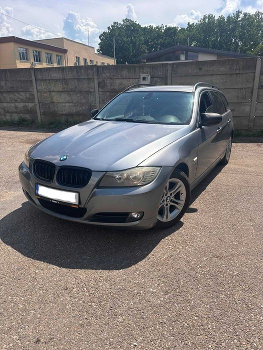 BMW 3 Series 2009