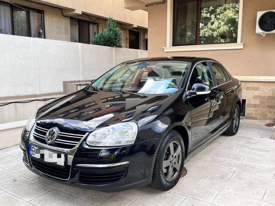 Volkswagen Jetta/1.6 Benzina/Highline