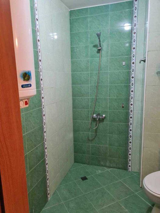 Дава се под наем Двустаен апартамент в Бургас, Братя Миладинови - 75 кв.м за 408 € - Снимка #6