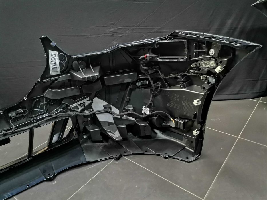 Нова Предна Броня Комплект BMW 5 i5 G60 G61 M Sport Paket Carbonschwar