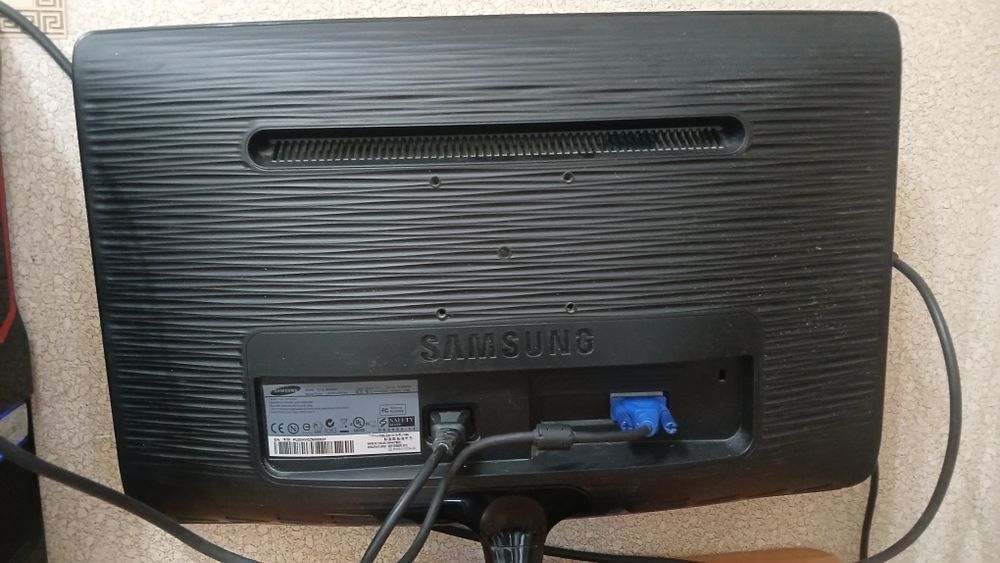 Монитор Samsung 20" B2030N [1600x900,  D-Sub]