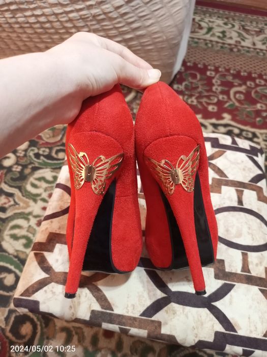 Туфли на высокой платформе