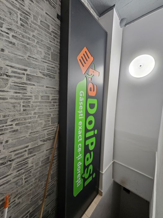 Reclama luminoasa LaDoiPasi