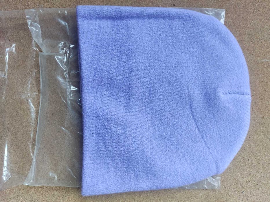 Зимна шапка Милка Milka за Хелоуин