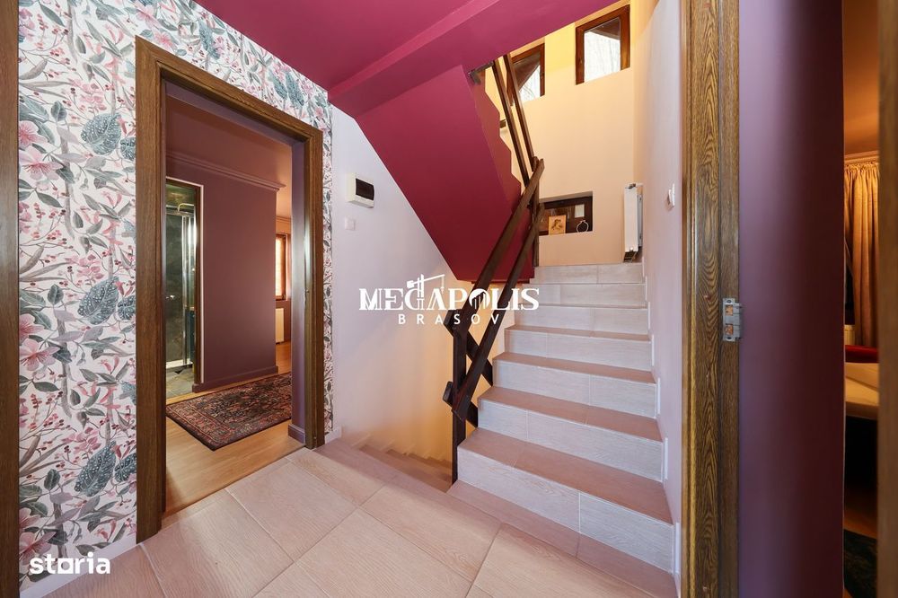 Pensiune/Vilă de vânzare în Bran | 8 camere | 180 mp
