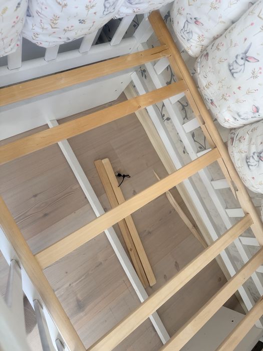 отдам кроватку детскую