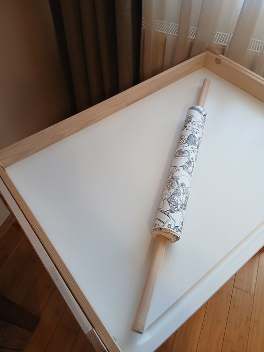 Birou pentru copii IKEA reglabil FLISAT si scaun ÖRFJÄLL