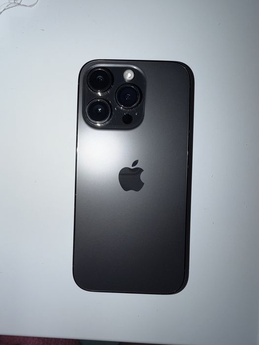 Продам Iphone 14 про,