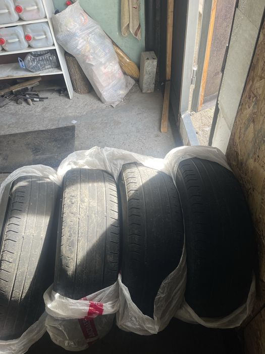 Продам шины 225/65/17 кроссовер 2023 г