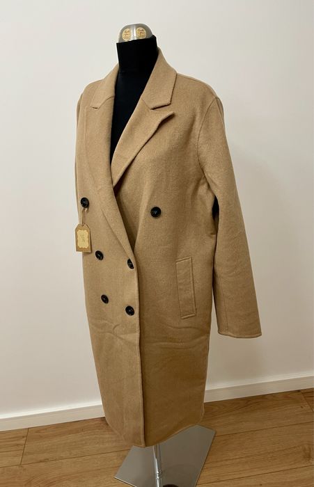 Paltan Zara, 50% lana, nou, fara eticheta - 300 lei