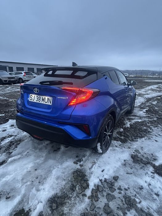 Toyota CH-R 1.8 Hybrid Bi-Tone