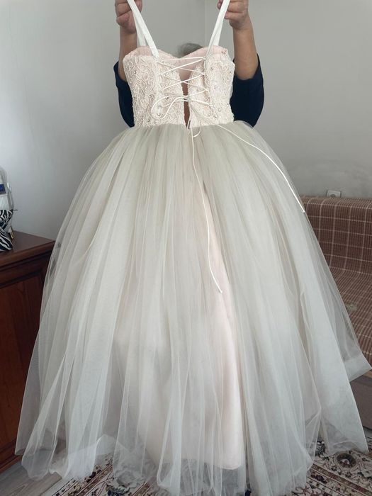 Продам бальное платье