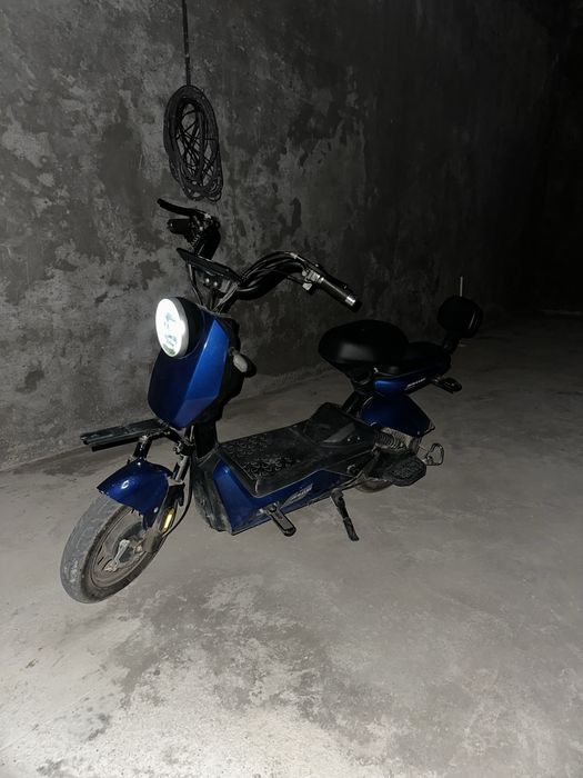Skuter sotiladi Demansh