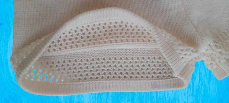 Pantaloni scurti cu perforatii Zara pentru femei S