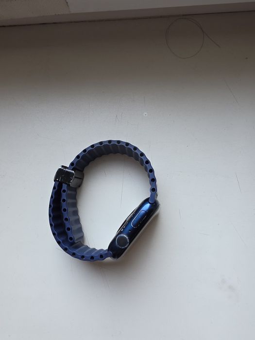 Продам Apple watch 6