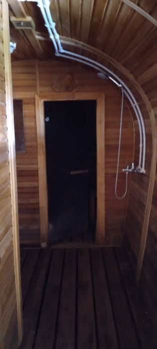 Баня б/у в хорошем состоянии