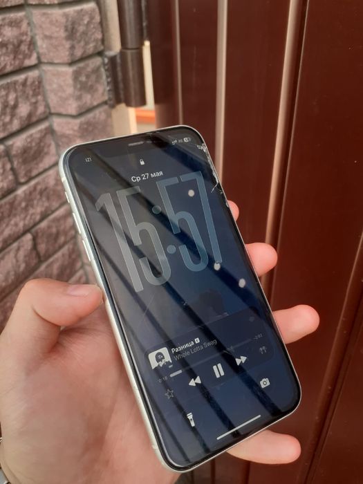Обменяю iphone 11