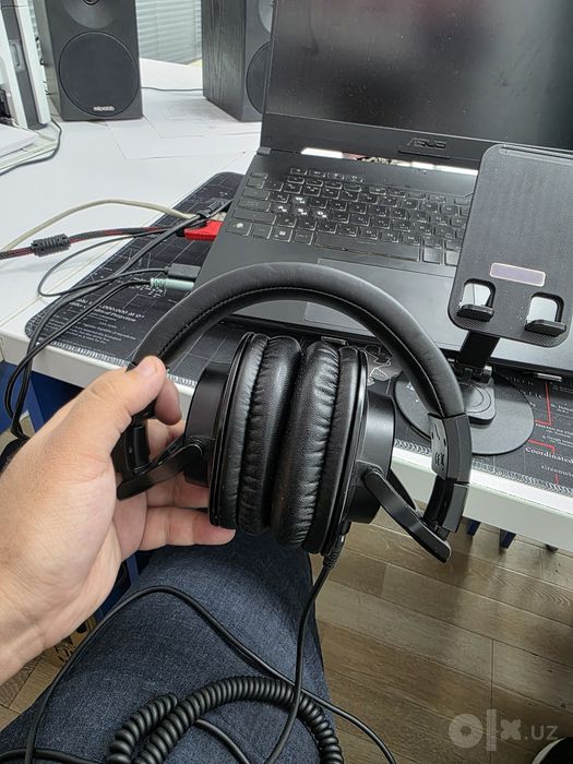 Studio Headphones - ATH40x
