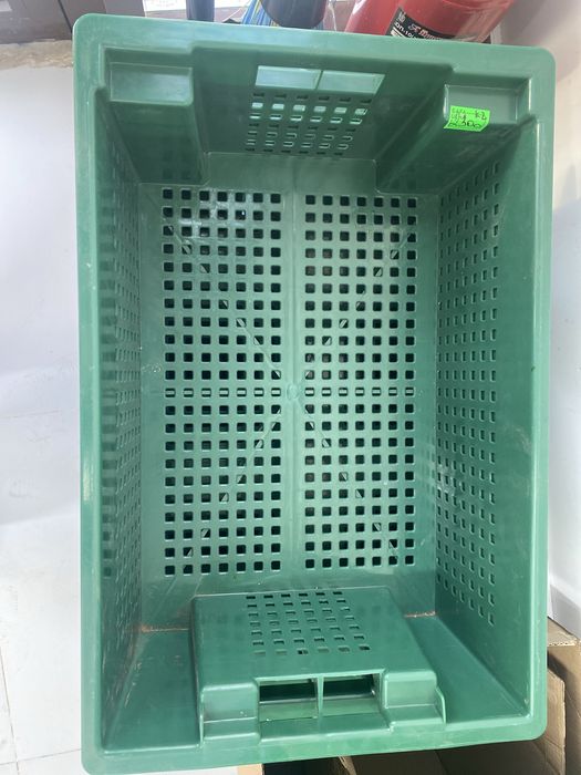 Ящики зеленые под овощи