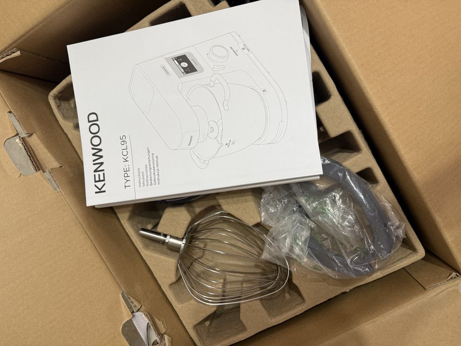 Кухонный комбайн KENWOOD