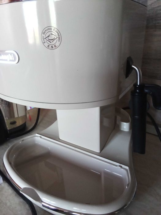 Изгодно! Кафемашина Delonghi ECOV 311 - подарък комплект тефлонови тигани
