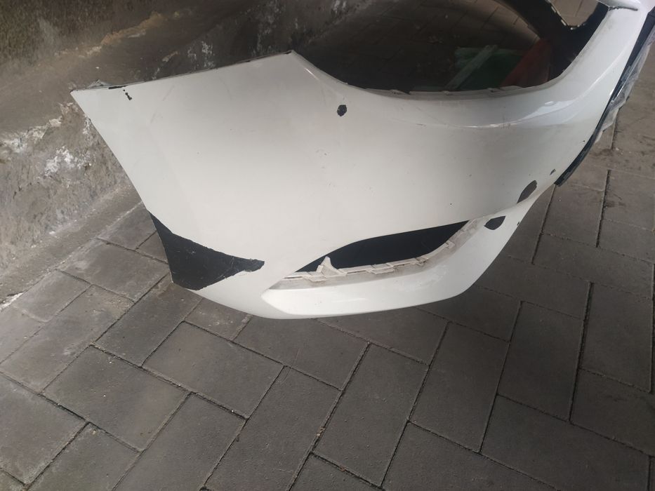 Бампер с решёткой на акцент