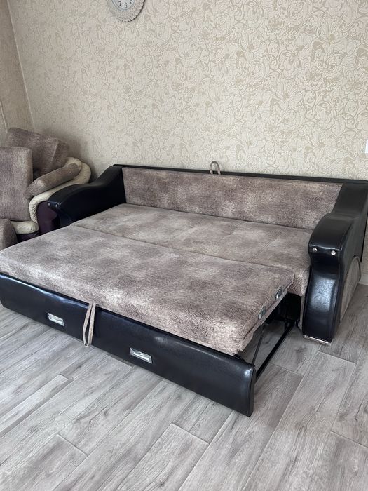 Диван трансформер 3 в 1 стол диван кровать