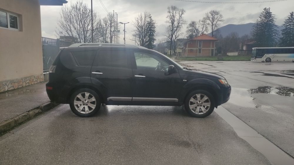 Митсубиши mitsubishi outlander