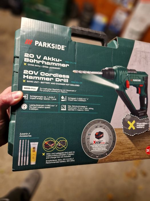 Продавам перфоратор 20V