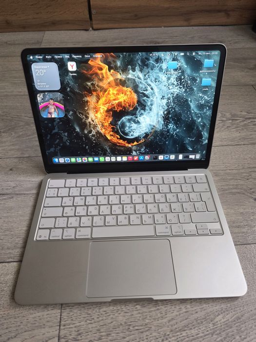 Продам MacBook Neo
