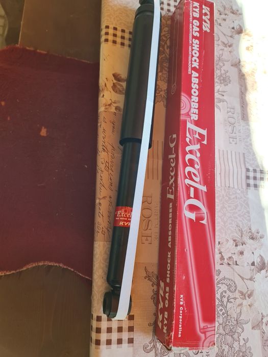 Задни амортисьори за Нисан терано 2 (Nissan terrano 2 2