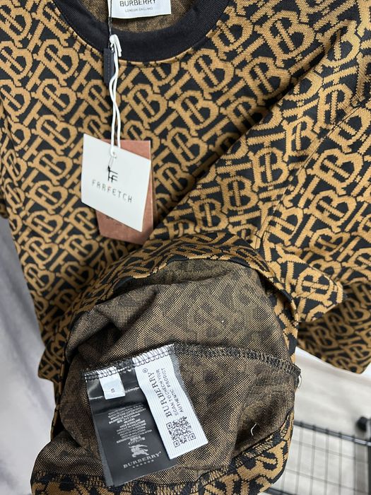 Compleu BURBERRY super calitate