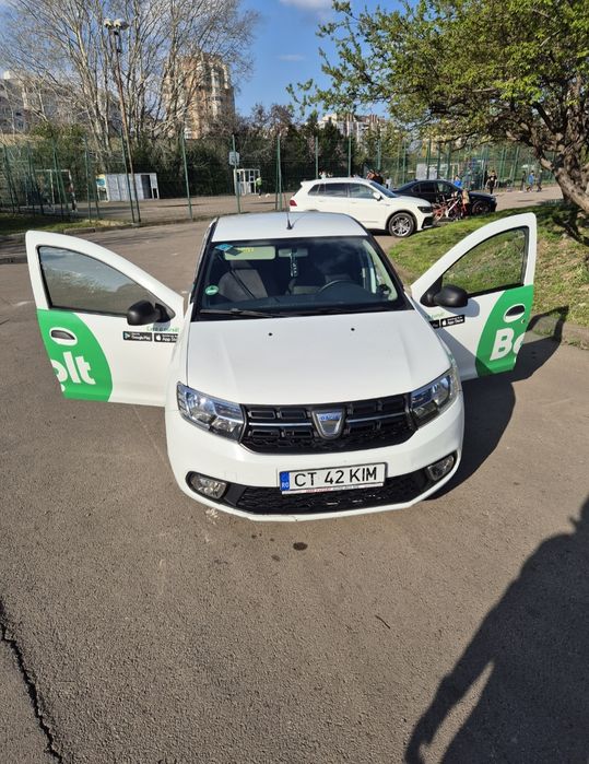 Vând Dacia Logan 2